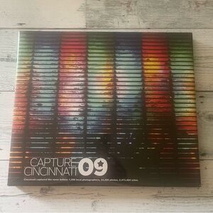CAPTURE CINCINNATI '09 Book With DVD by Cincinnati Enquirer  Media Hardcover NEW